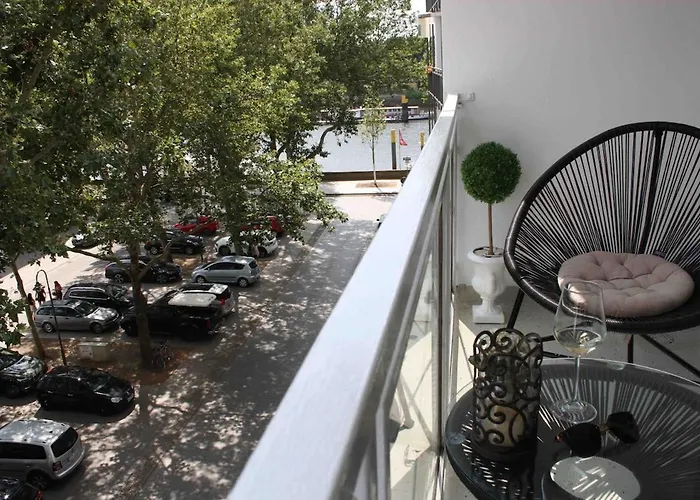 Gehobenes Im Zentrum Bréma